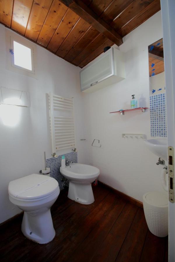 Kia Orana Guesthouse Livorno Kültér fotó
