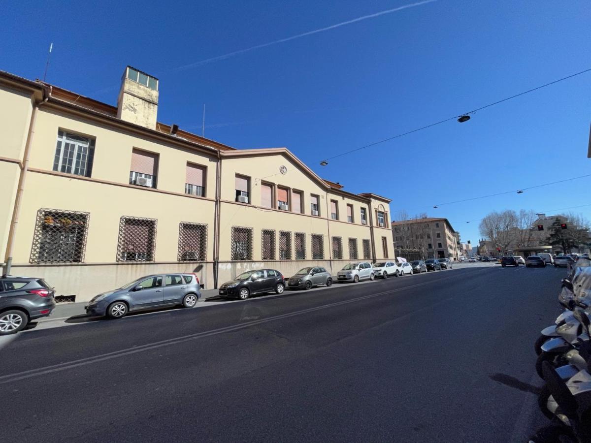 Kia Orana Guesthouse Livorno Kültér fotó